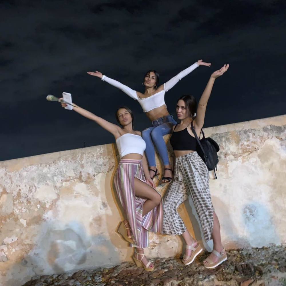 Meet your Posher, Camila